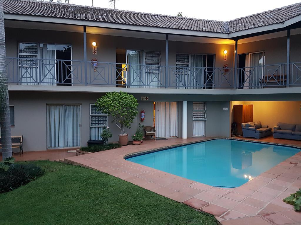 Loerie Guesthouse Hoedspruit Ngoại thất bức ảnh
